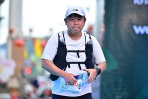 BIB: 530, 1208
                            <button type="button" onclick="openModal(21799844)" class="btn btn-primary btn-sm float-right btn-popup" data-toggle="modal" data-target=".modal-high-quality">
                        <i class="fas fa-shopping-cart"></i> Add to Cart
                    </button>
                                            <button type="button" onclick="isThisMe(21799844, true)" class="btn btn-success btn-sm float-right btn-popup btn-isme hidden" data-toggle="tooltip" data-placement="bottom" title="นี่คือรูปของคุณใช่ไหม คลิกที่นี่เพื่อเอาเข้าอัลบั้ม">
                        <i class="fas fa-plus"></i> Add to album
                    </button>
                    <button type="button" onclick="isThisMe(21799844, false)" class="btn btn-warning btn-sm float-right btn-popup btn-isnotme hidden">
                        <i class="fas fa-ban"></i> Remove from album
                    </button>